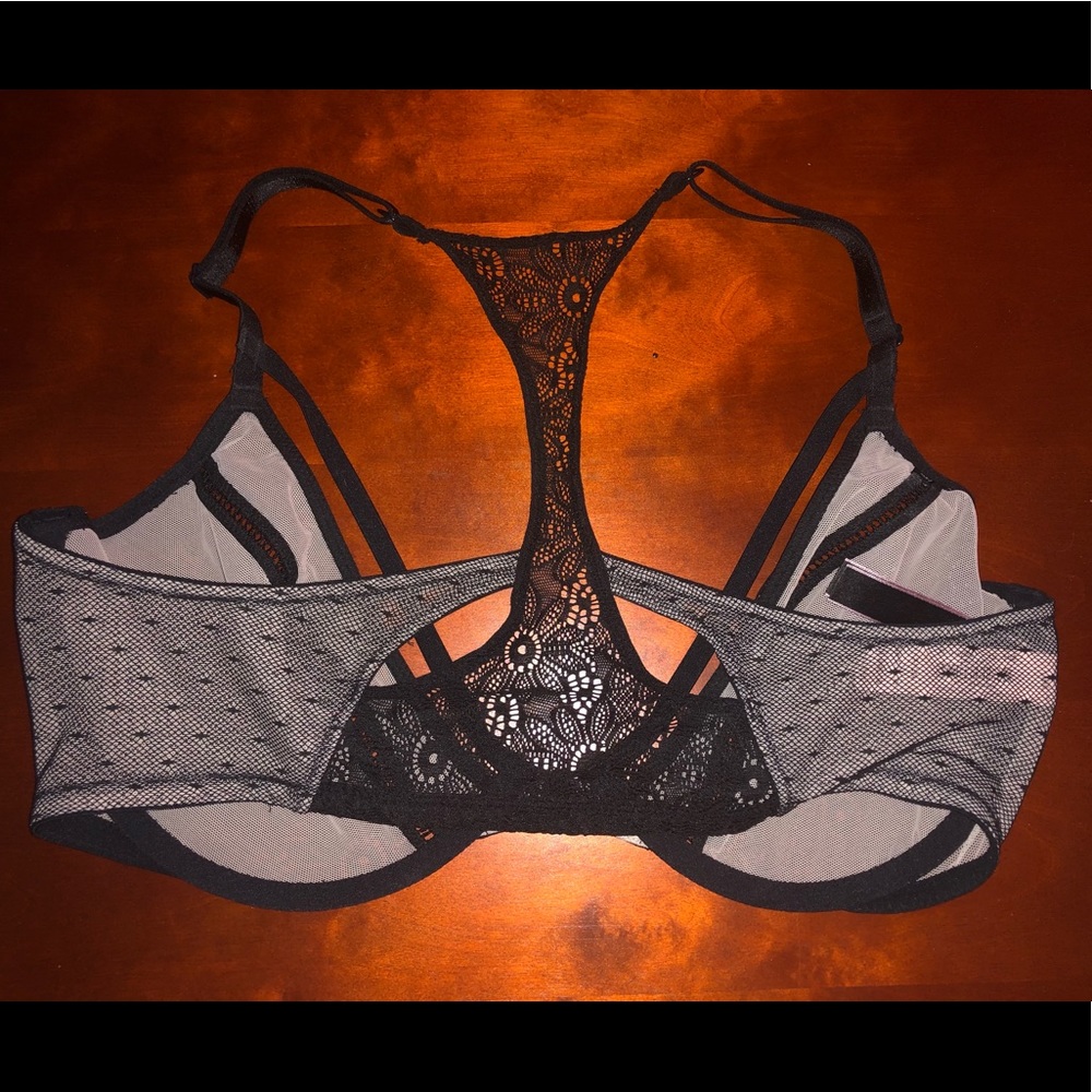 Victoria’s Secret sexy bra 34DD